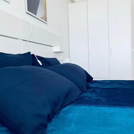 Luna 4 - 176 Apartment